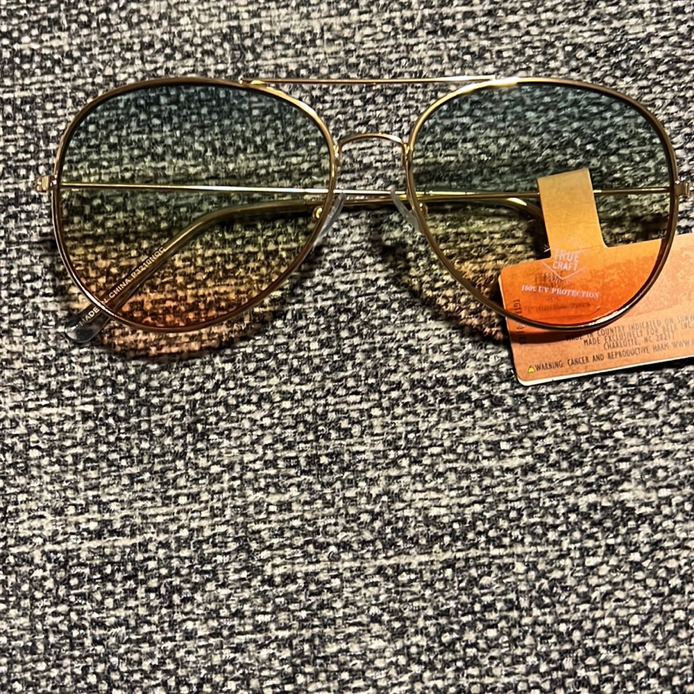 NWT TRUE CRAFT Aviator Sunglasses